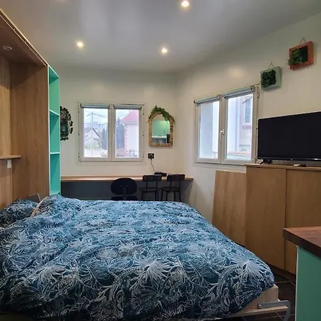 Apartmán With Jungle Decoration 15 Min From Paris