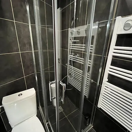 Apartmán With Jungle Decoration 15 Min From Paris Houilles